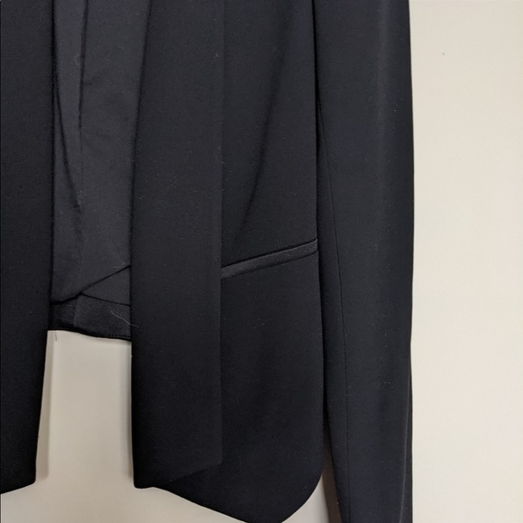 Aritzia Babaton Dominick Jacket size 2-4 - Picture 8 of 13